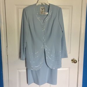 Nina Massini two piece suit